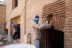 مرمت چهارباب خانه تاریخی در شوشتر در حال انجام است