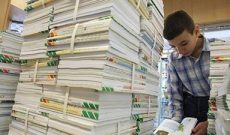 کتب درسی تنها در مدارس توزیع می‌شود